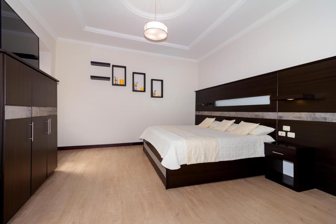 Hotel Majestic 2 By Hhg Cuenca Exteriér fotografie